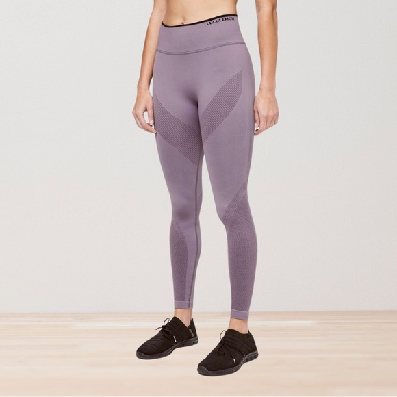 Lululemon Iconic Sweat Tight - Picture 1 of 10
